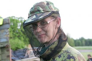 Saaremaa aasta naiskodukaitsja 2013 on Angela Au